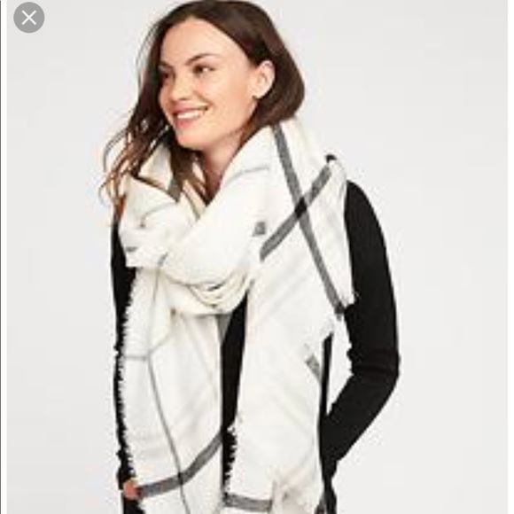 Old Navy Accessories - White Plaid Blanket Scarf